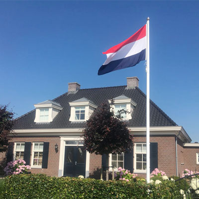 Woonhuis met polyester mast, Wijchen